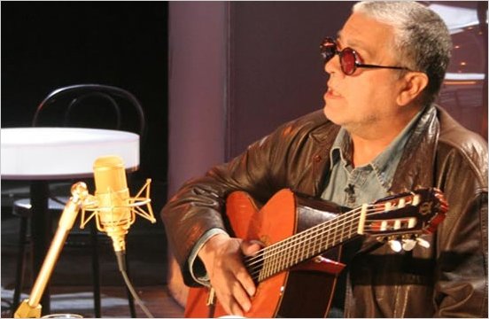 Facundo Cabral celebra la vida, a Dios y al amor