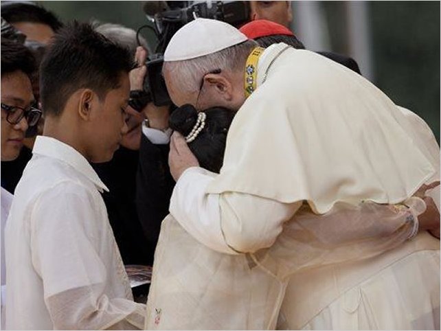 Ella es Glyzelle Palomar, la niÃ±a filipina que inspirÃ³ al Papa Francisco
